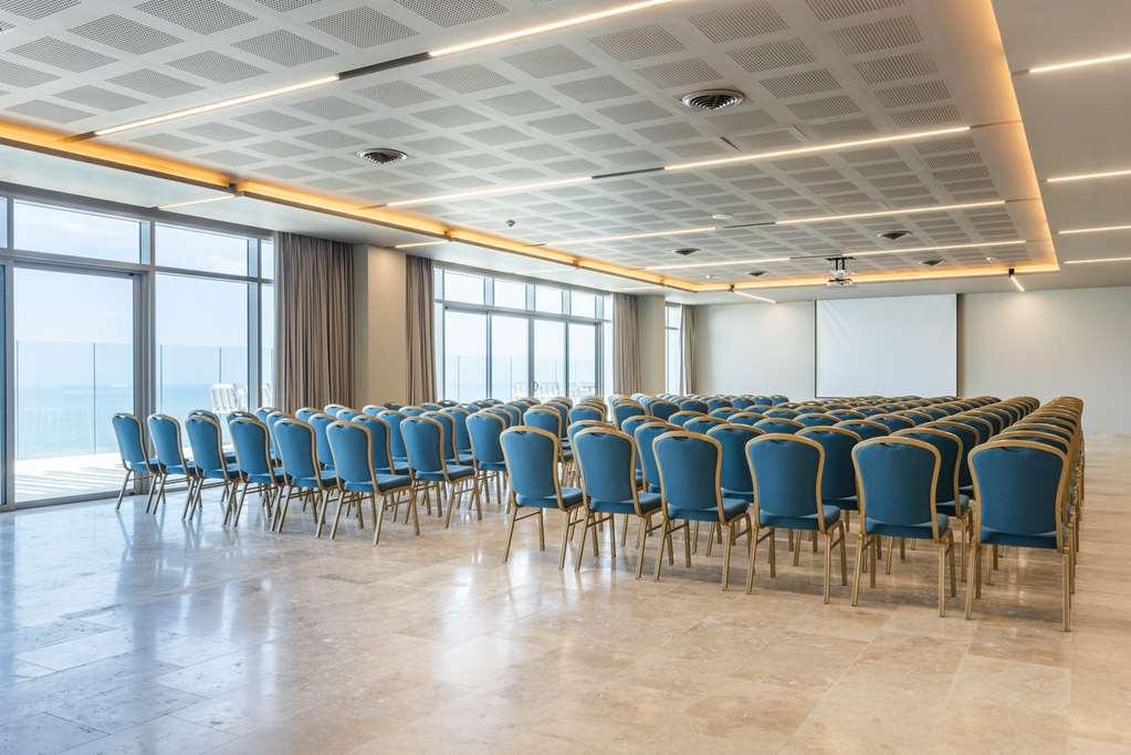 מלון Hilton Santa Marta מתקנים תמונה