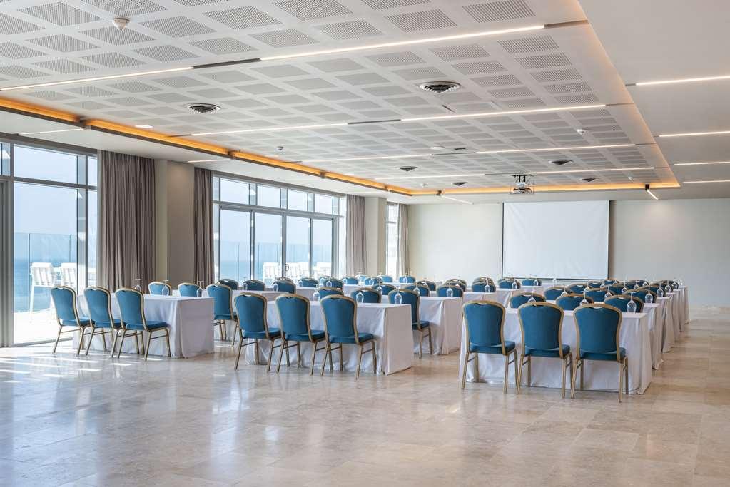מלון Hilton Santa Marta מתקנים תמונה